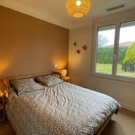 Сasa de vacaciones Le 102 - Cozy, Quiet One-story House In *